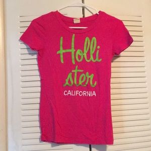 Hollister tee